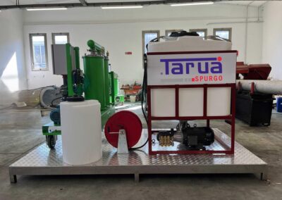 attrezzature spurgo Tarua service piattaforma attrezzata